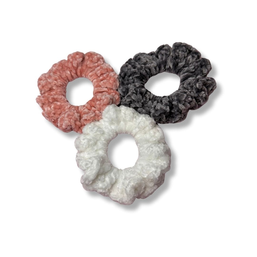 Handmade 3 pack scrunchie crochet hair tie 