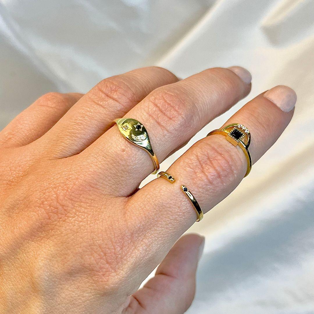 The smart minimalist Surprise Bag - Set of 3 Vermeil Stacking Rings 